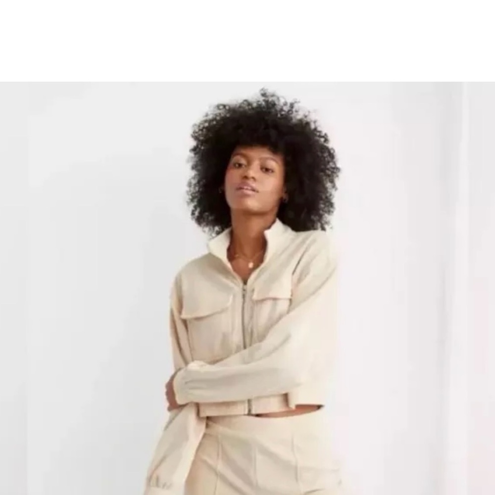 Aerie Cropped Jacket Groove On Velour Corduroy Ribbed Cream Coat Large M NWT